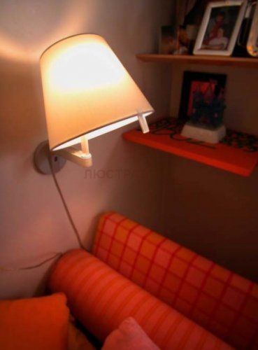 Настенный светильник бра Artemide 0721020A Melampo